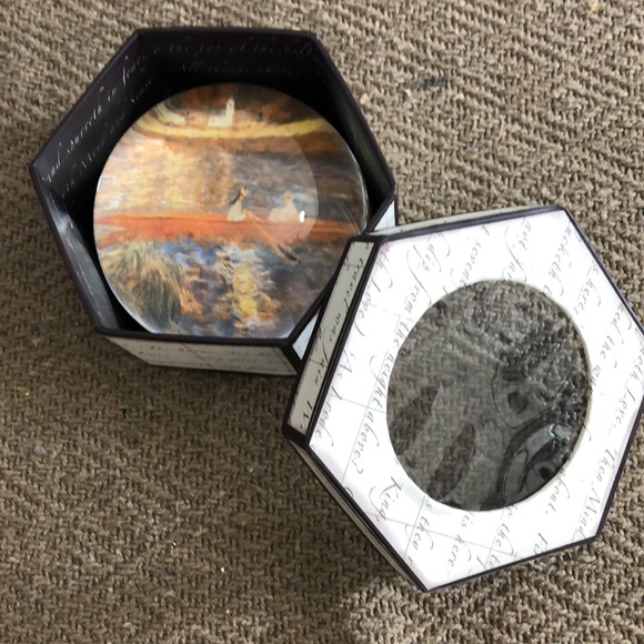 NIB Laurel Ink Renoir French Crystal Paperweight - Picture 5 of 8